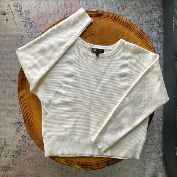 TRUTH Cropped Crew Neck Sweater Women’s Small Pullover Ribbed Boxy Cream - Picture 1 of 11